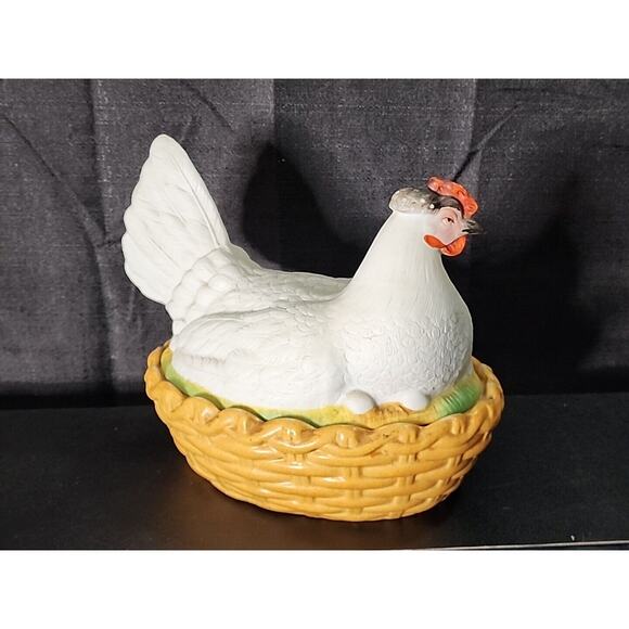 Antique Staffordshire Bisque Porcelain Hen Chicken on Nest Bowl Box Eggs England - Picture 4 of 9